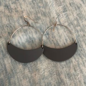 Nickel and Suede Slate Gray Asters in Med.